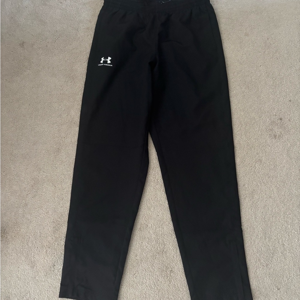 Under Armour Black Vital Woven tapered Sweatpants L NWT